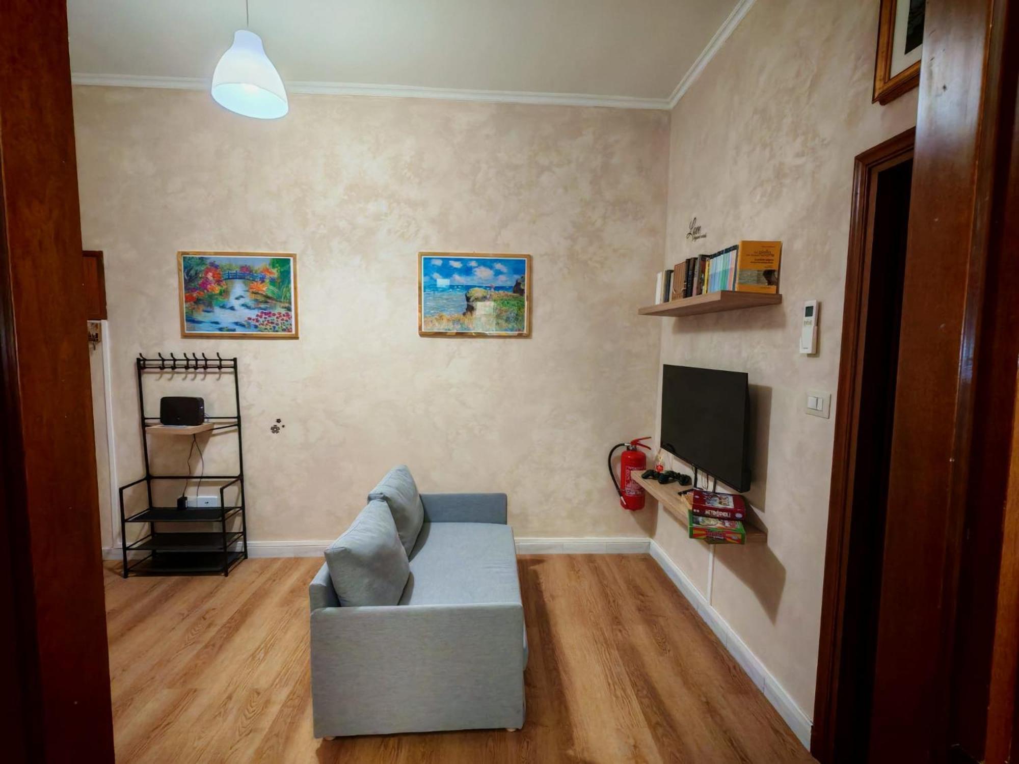 Casa Con Idromassaggio Metro C Alessandrino - San Giovanni E Trenino Laziali-termini -betti House *